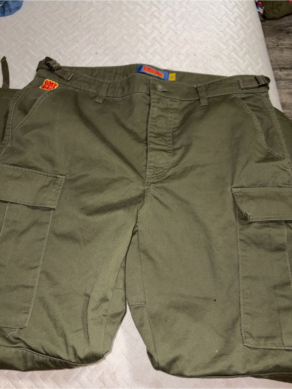 Girbaud Relaxed Cargo Pants Cargo Pants Green Waist 32